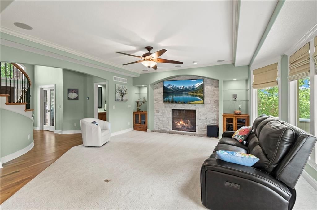 2907 NE Viewpark Place — photo 17