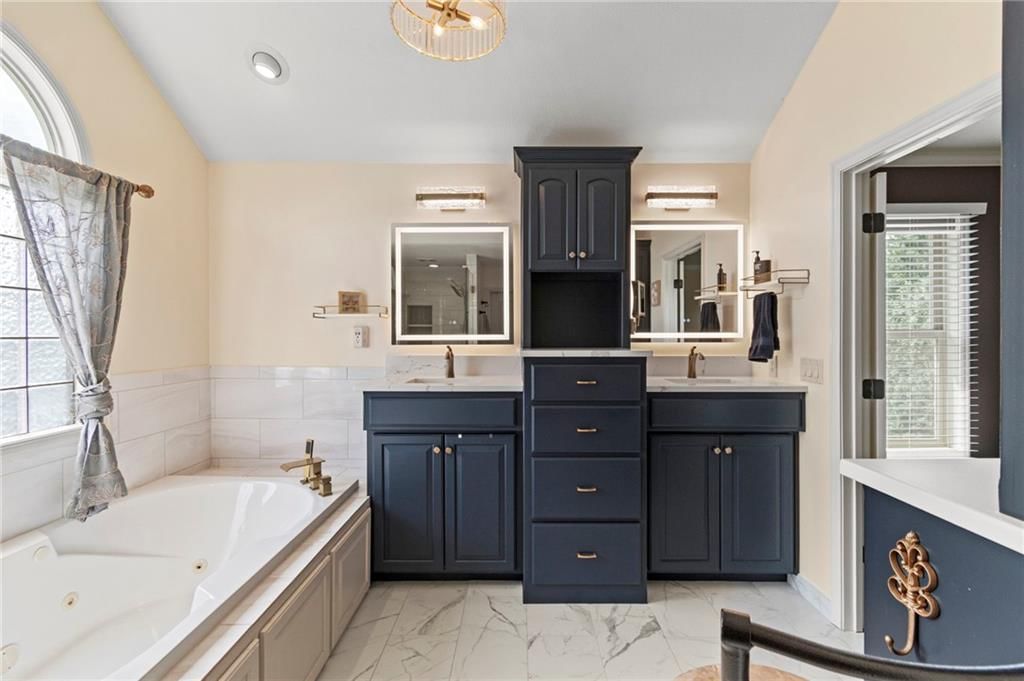 2907 NE Viewpark Place — photo 32