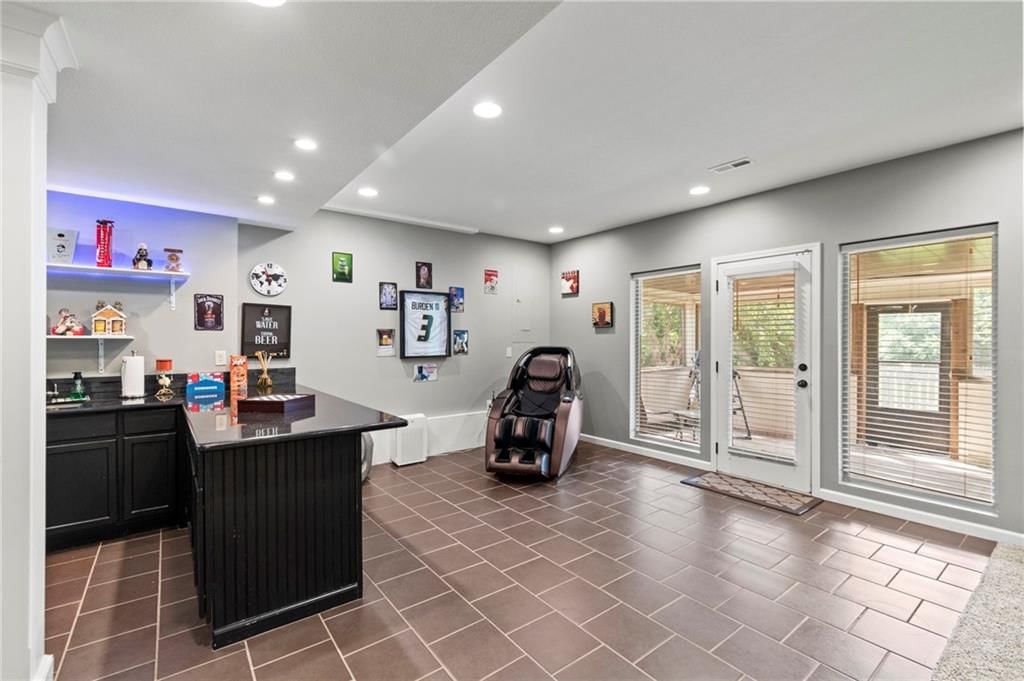 2907 NE Viewpark Place — photo 46