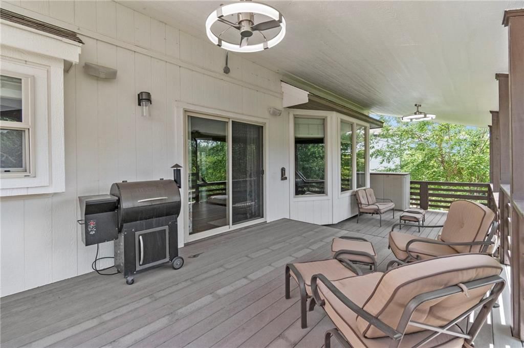 2907 NE Viewpark Place — photo 52