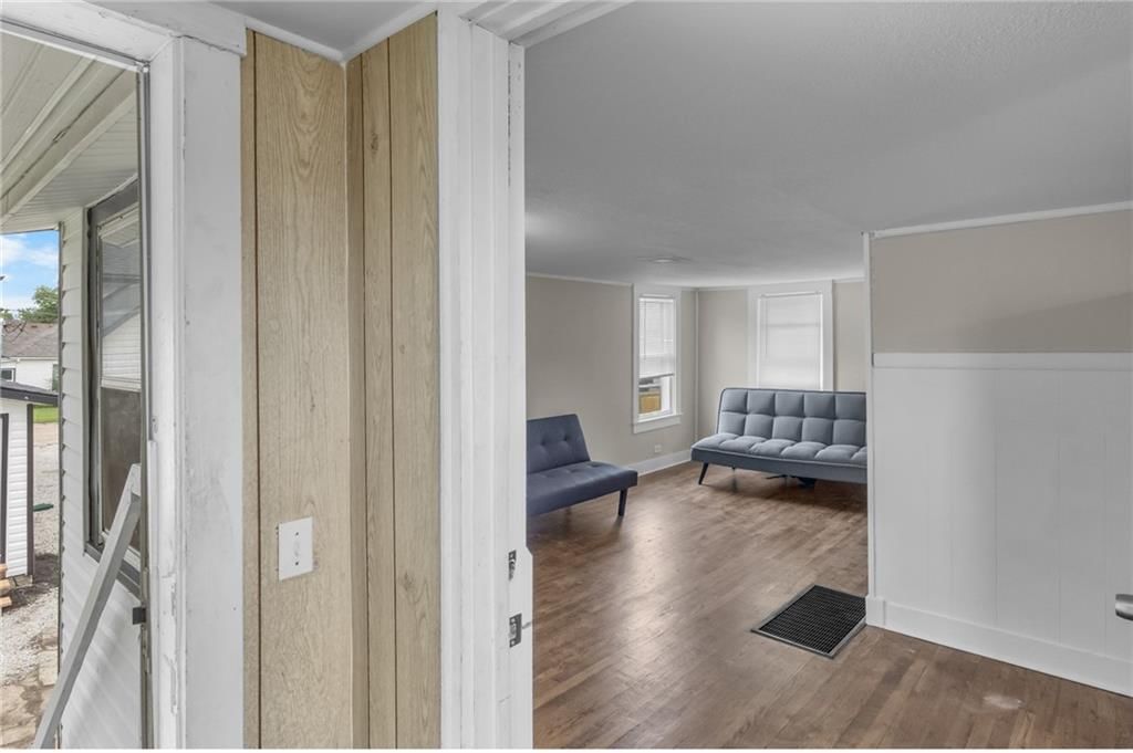 922 5th Street — photo 24