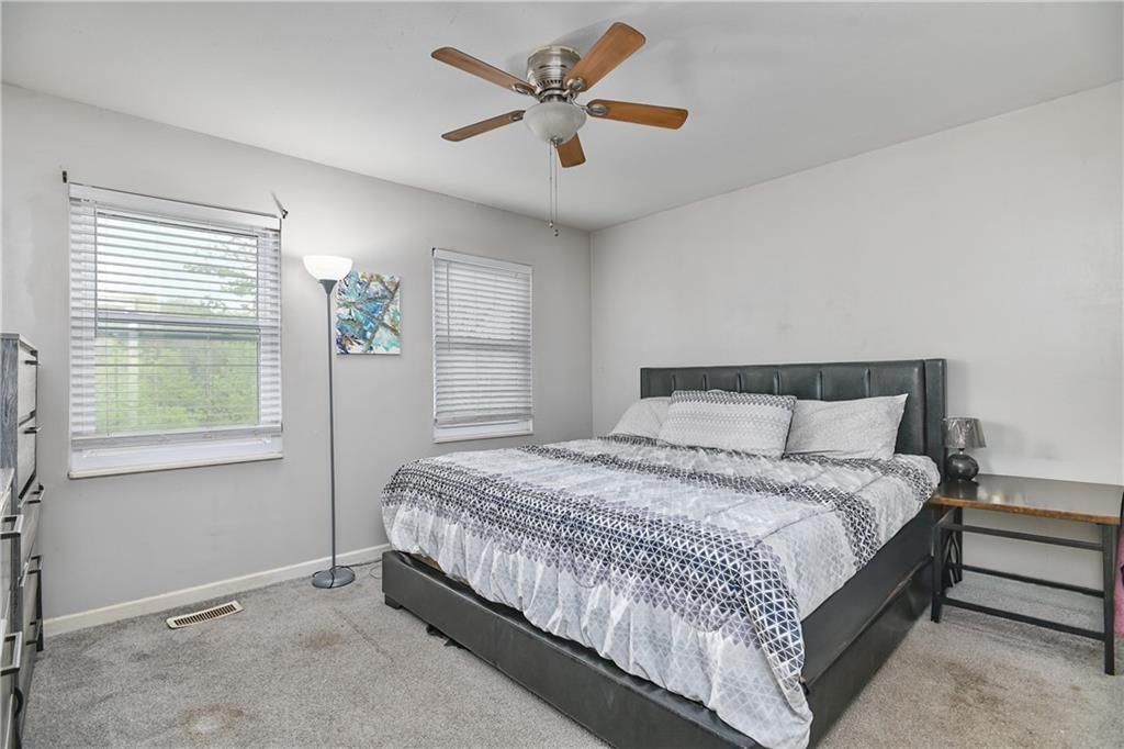 13341 Metropolitan Avenue — photo 13