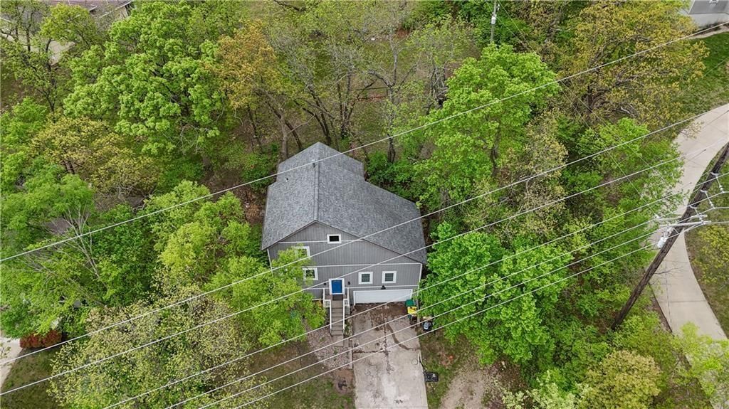 13341 Metropolitan Avenue — photo 33