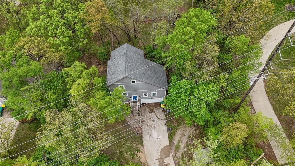 13341 Metropolitan Avenue — photo 34