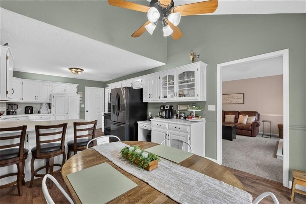 207 NE Bridge Place — photo 15