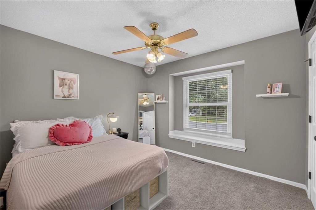 207 NE Bridge Place — photo 25