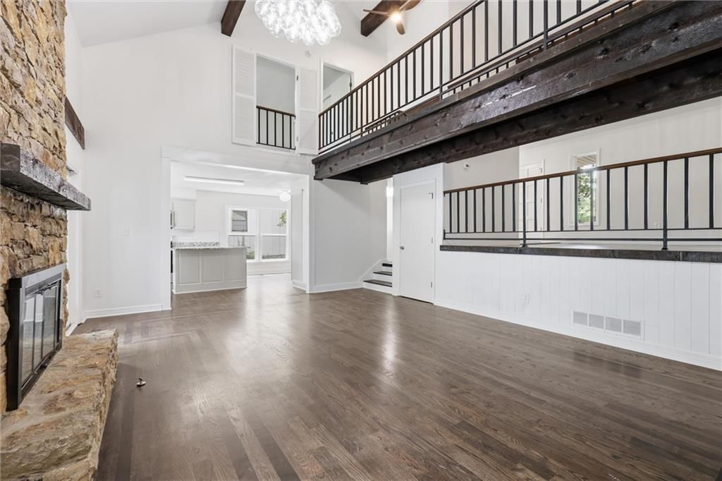 12815 CHERRY Street — photo 7