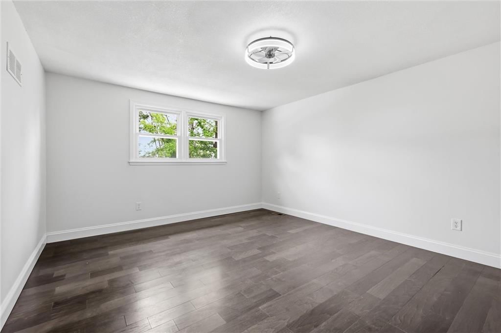 12815 CHERRY Street — photo 21
