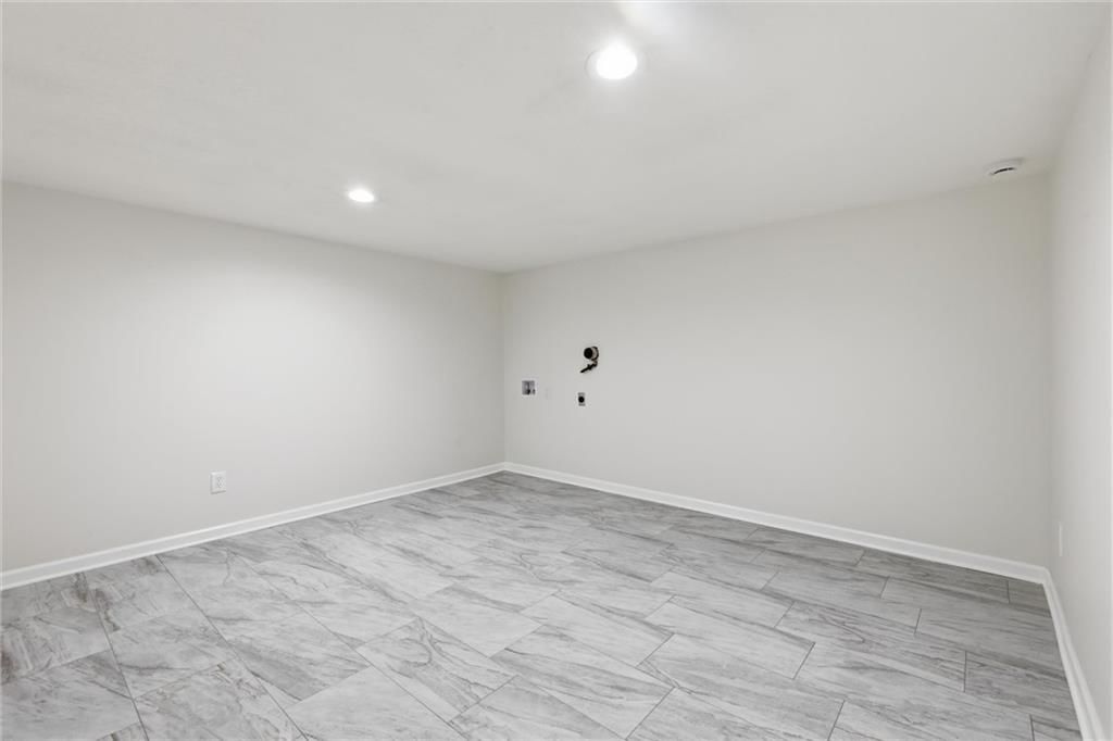 12815 CHERRY Street — photo 28