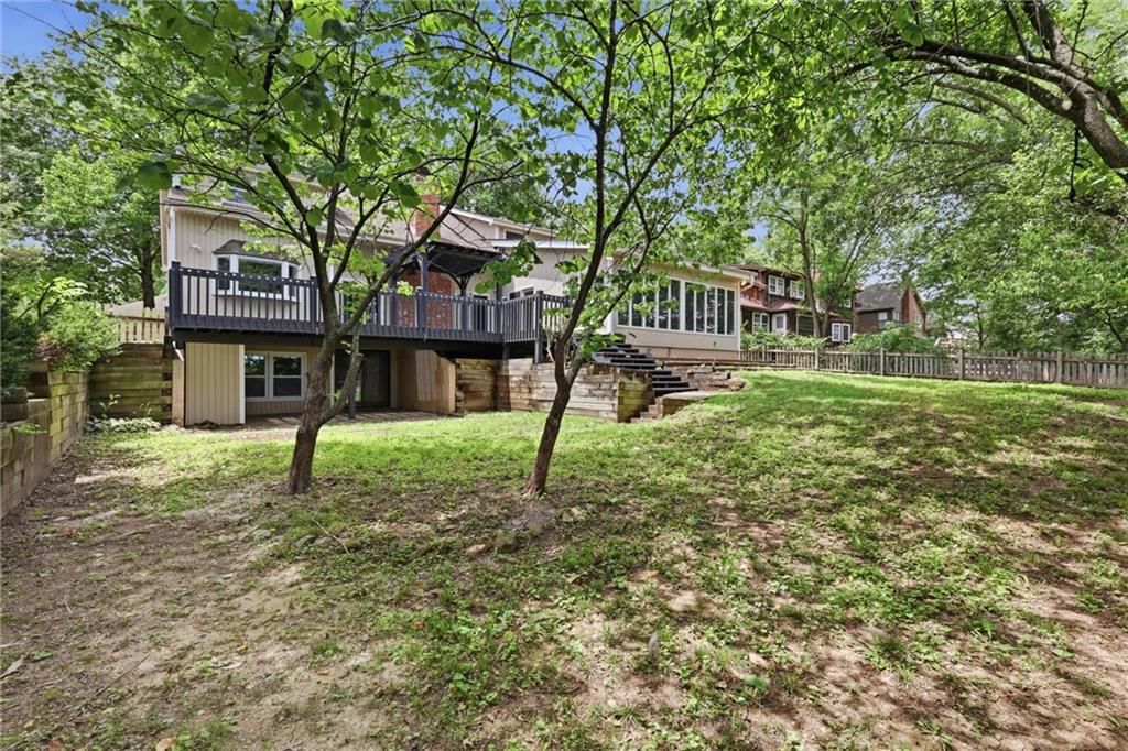 12815 CHERRY Street — photo 33