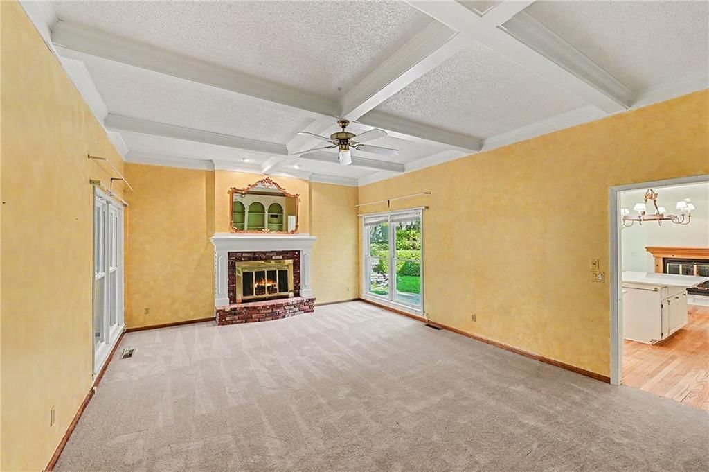 5710 N Spruce Avenue — photo 10