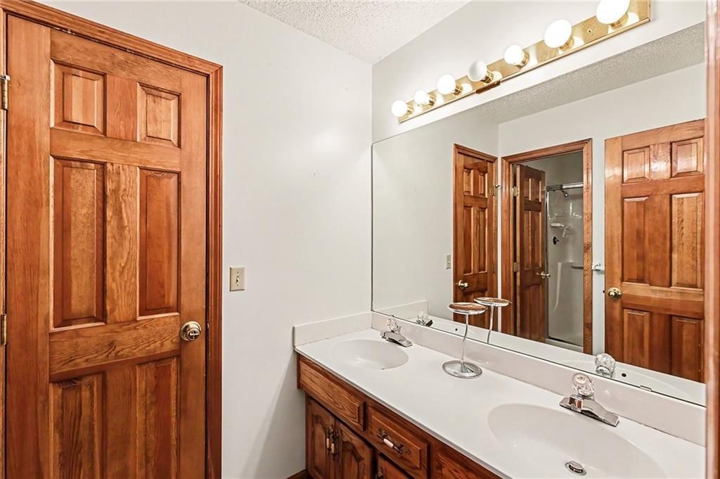 5710 N Spruce Avenue — photo 20