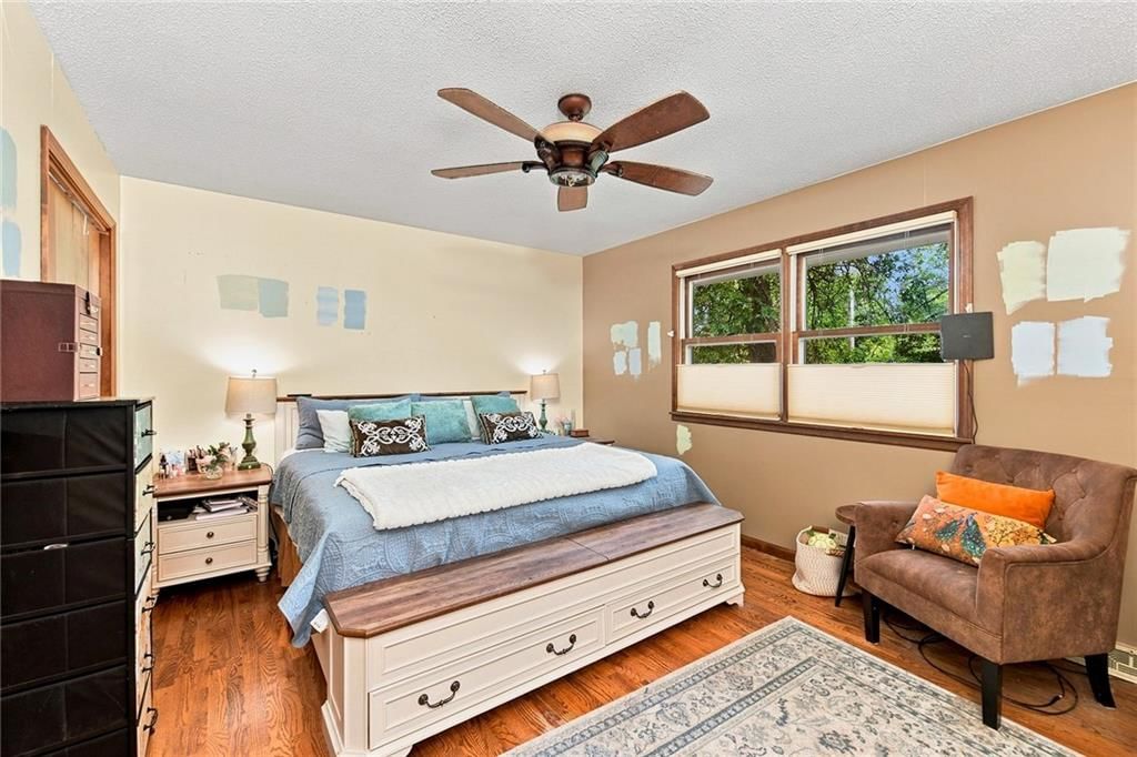 Photo 18 of 27 - 2509 10th Avenue, Leavenworth, KS 66048