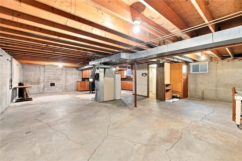 Photo 22 of 27 - 2509 10th Avenue, Leavenworth, KS 66048