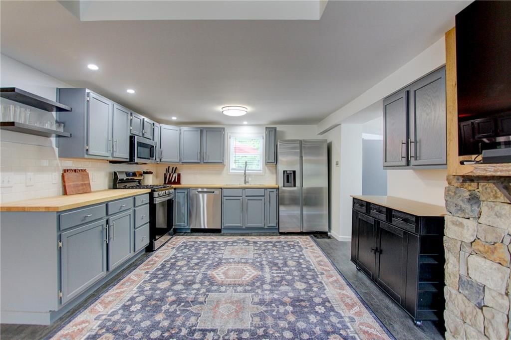 61 H Street — photo 15