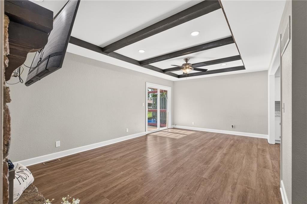 719 S 6th Street — photo 5