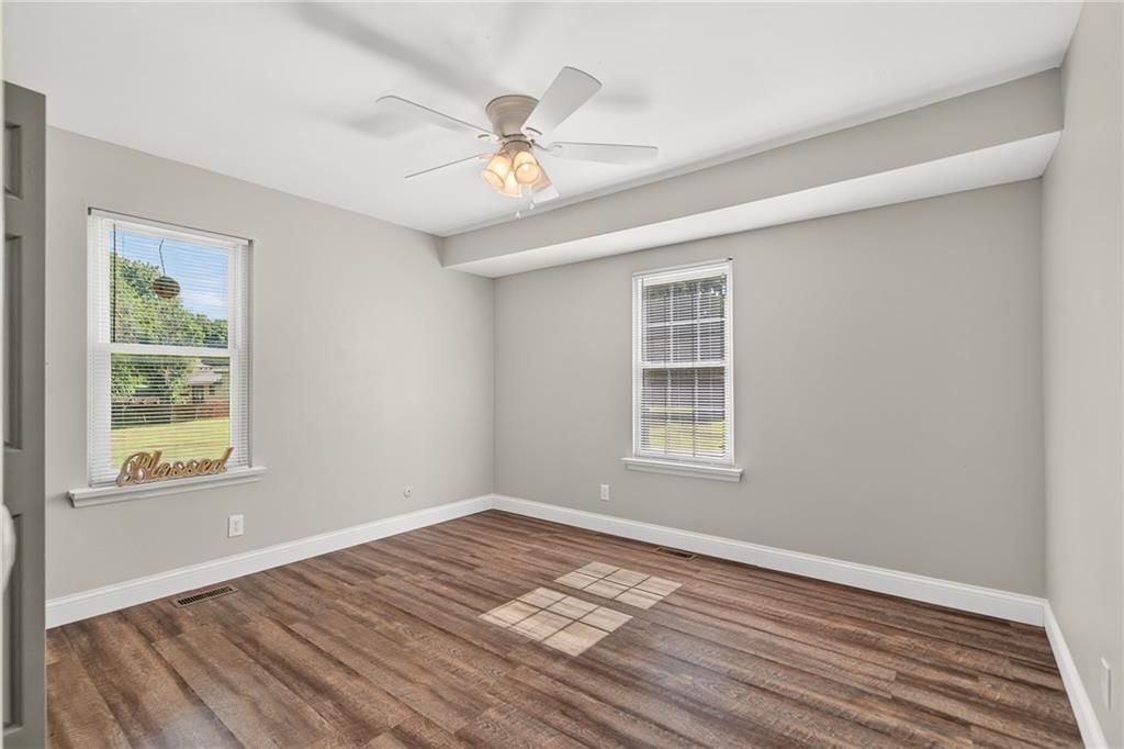719 S 6th Street — photo 15
