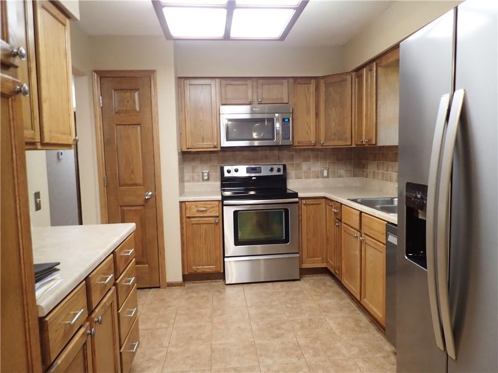 1608 SW 20th Street — photo 3
