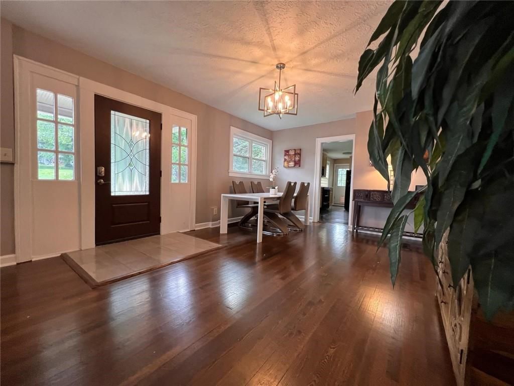 4901 Antioch Road, Overland Park, KS: listing photo 2