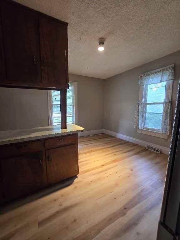 406 Main Street — photo 8