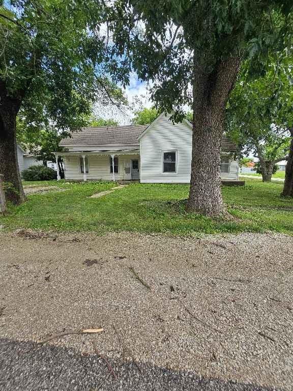 406 Main Street — photo 36