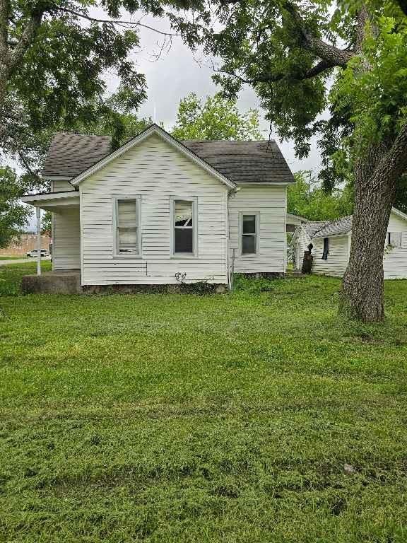 406 Main Street — photo 37