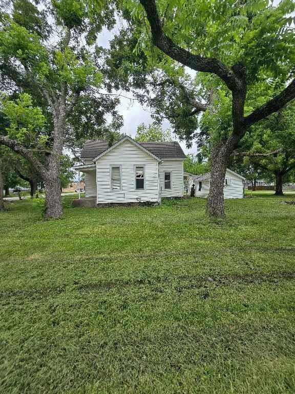 406 Main Street — photo 38