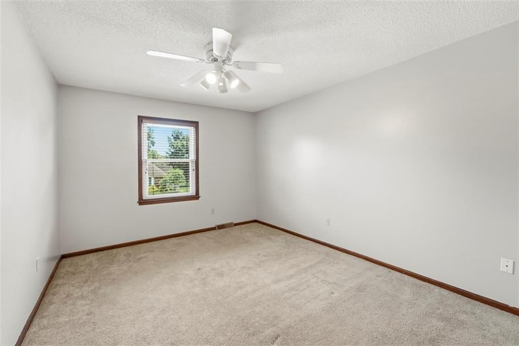 1022 SE 5th Street — photo 20