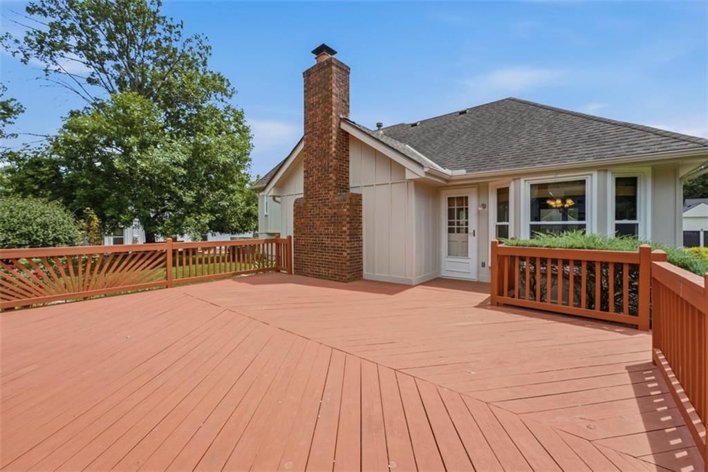 1022 SE 5th Street — photo 32