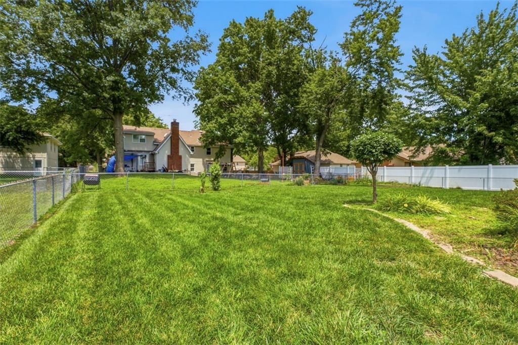 1022 SE 5th Street — photo 37