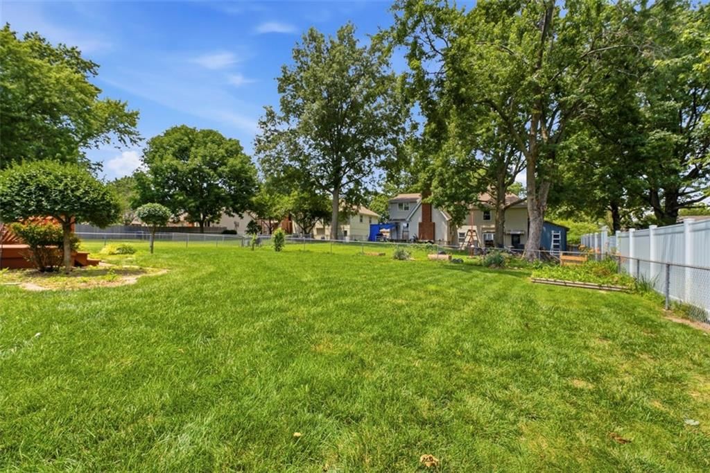 1022 SE 5th Street — photo 38