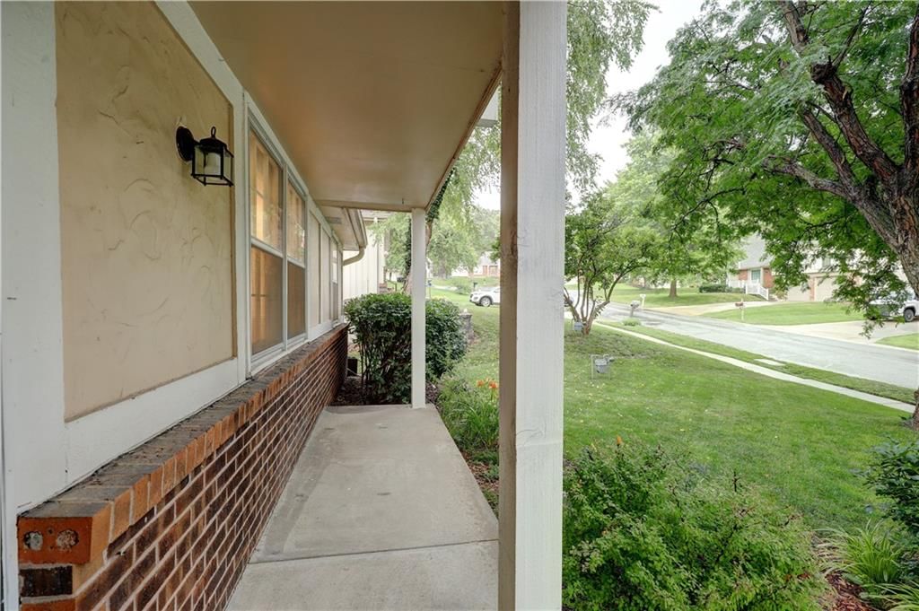 11820 W 99th Terrace — photo 3