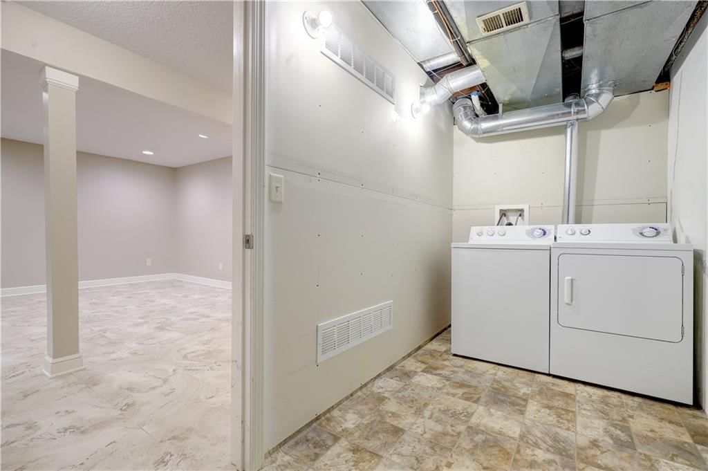 11820 W 99th Terrace — photo 39