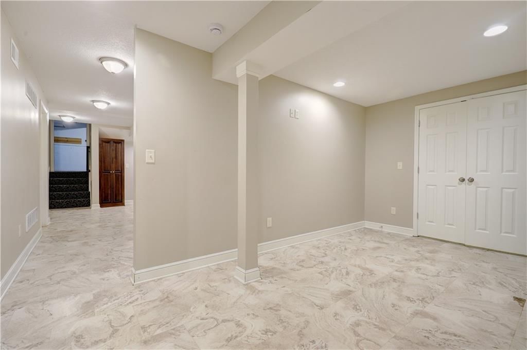 11820 W 99th Terrace — photo 40