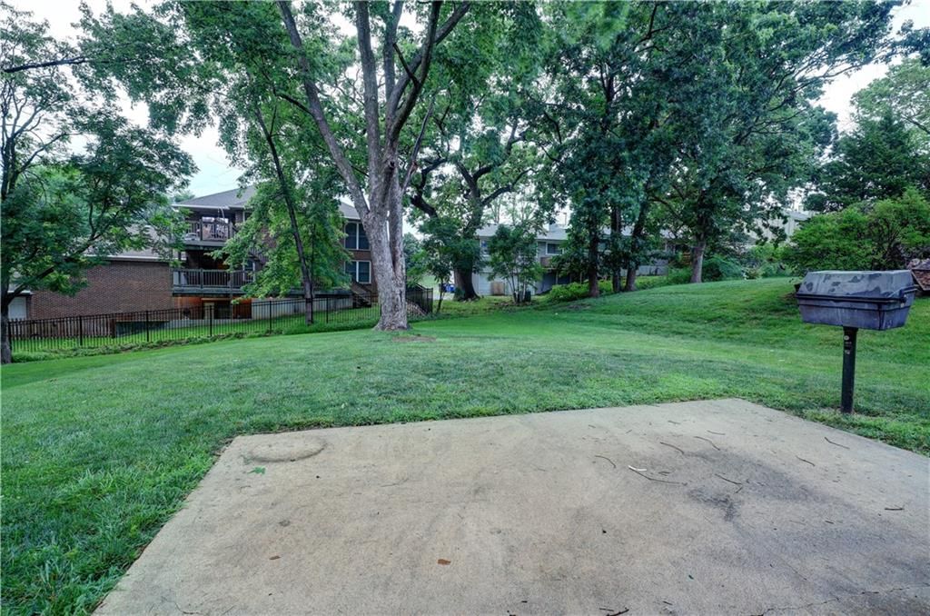 11820 W 99th Terrace — photo 47