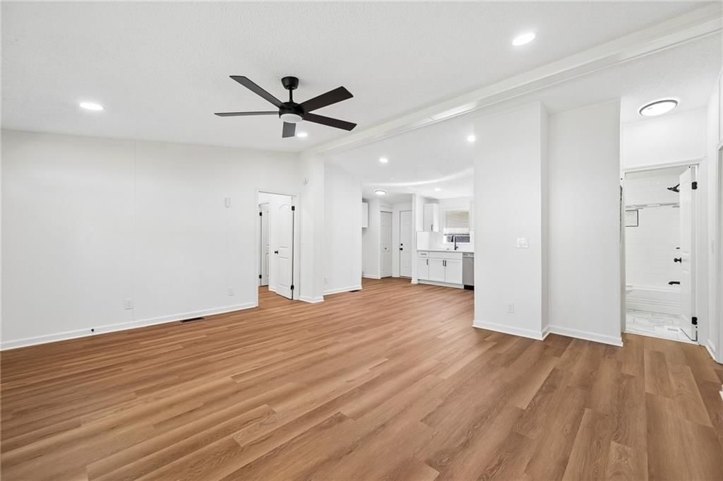 125 Gould Street — photo 7