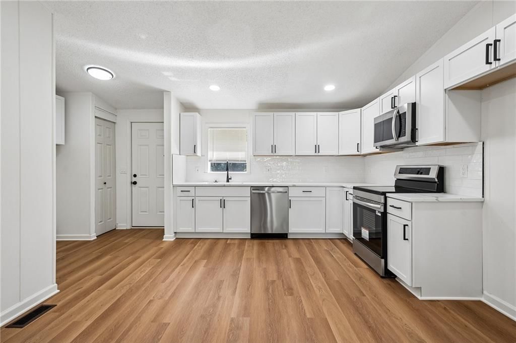 125 Gould Street — photo 10
