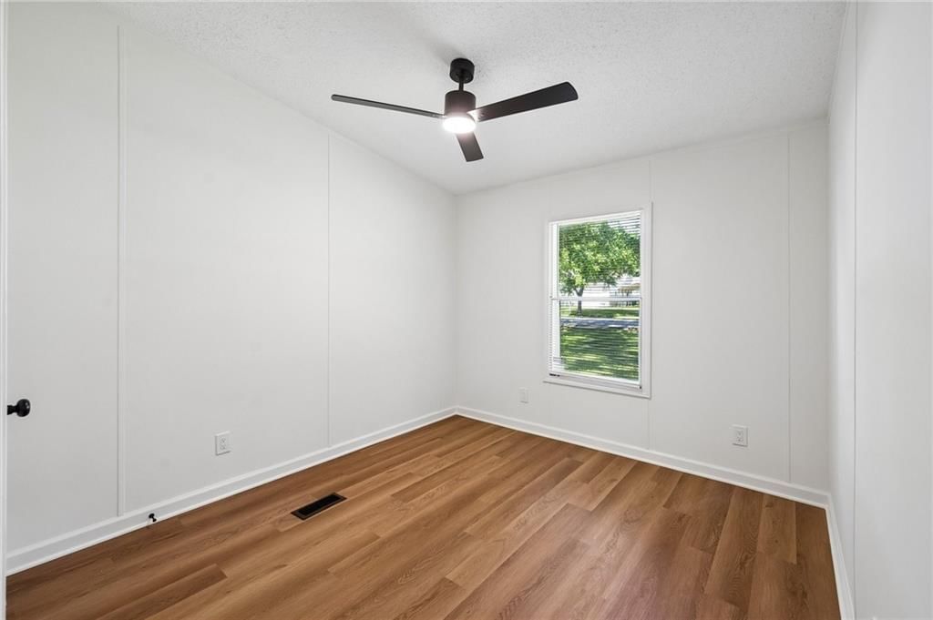125 Gould Street — photo 17