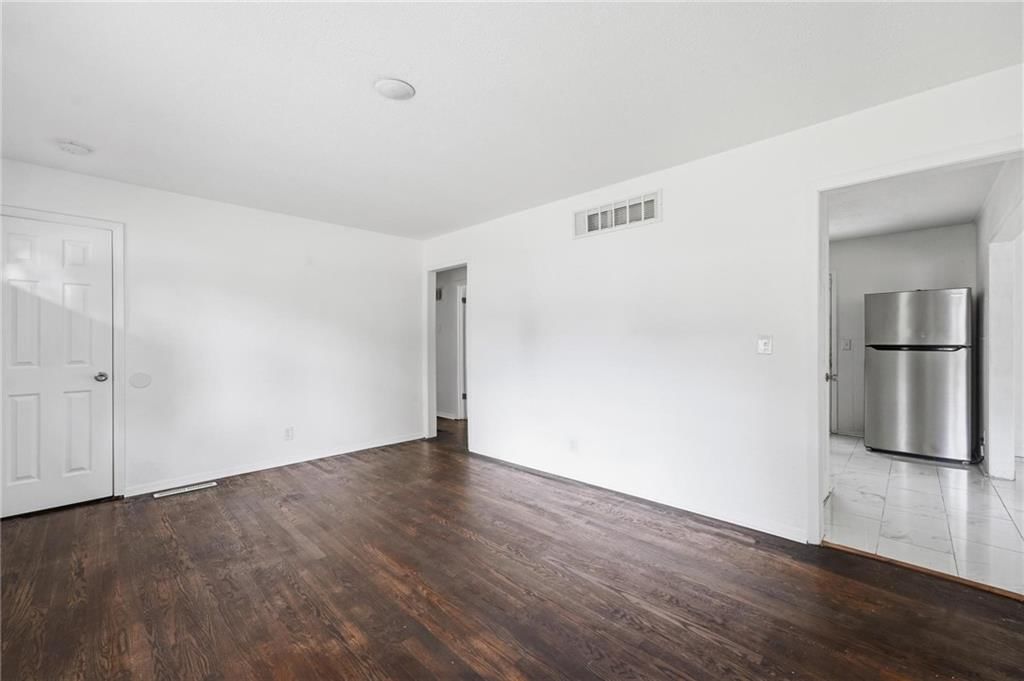 2518 S Crescent Avenue — photo 4