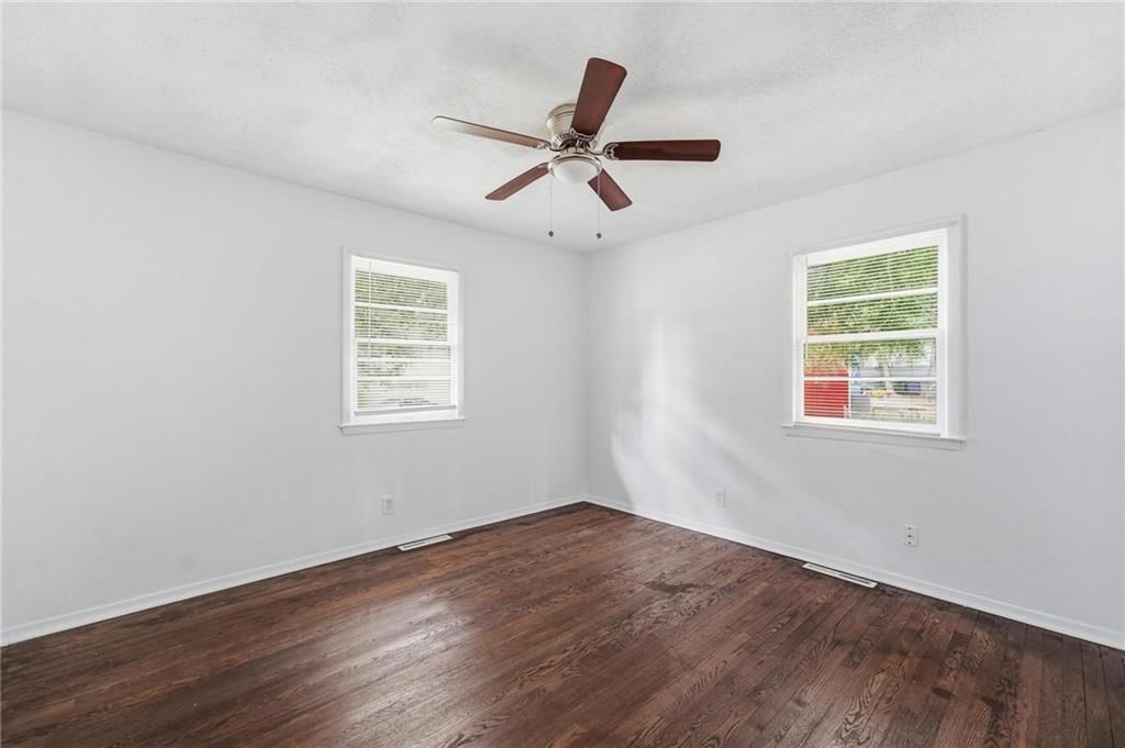 2518 S Crescent Avenue — photo 7