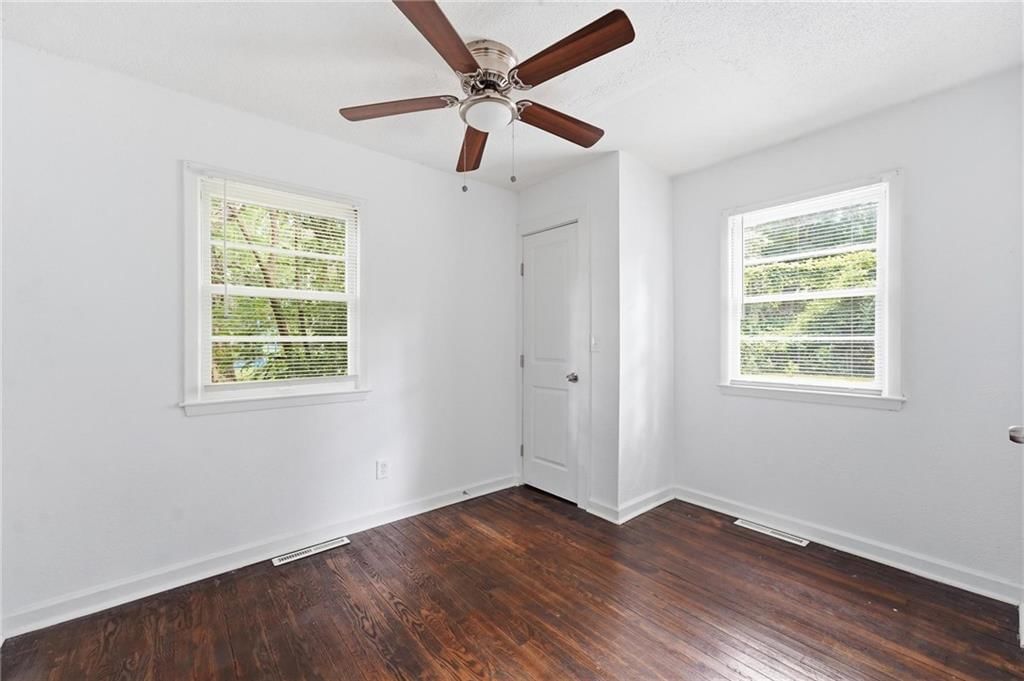 2518 S Crescent Avenue — photo 9