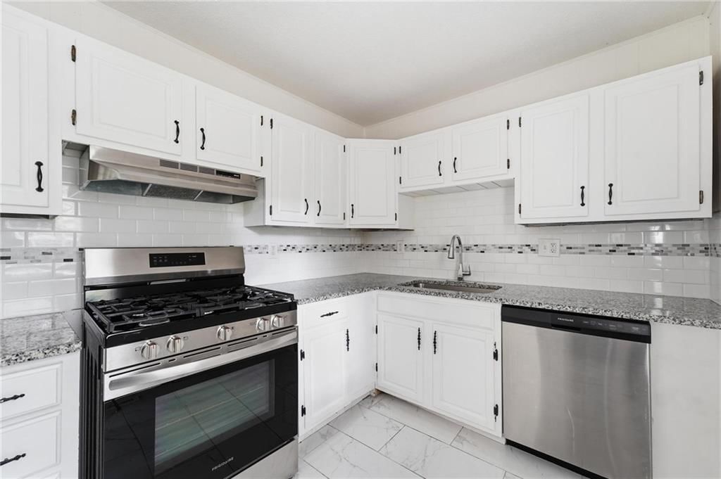 2518 S Crescent Avenue — photo 12