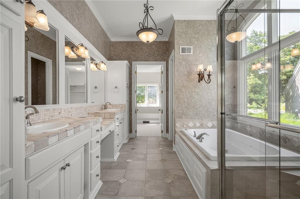14741 Beverly Street — photo 38