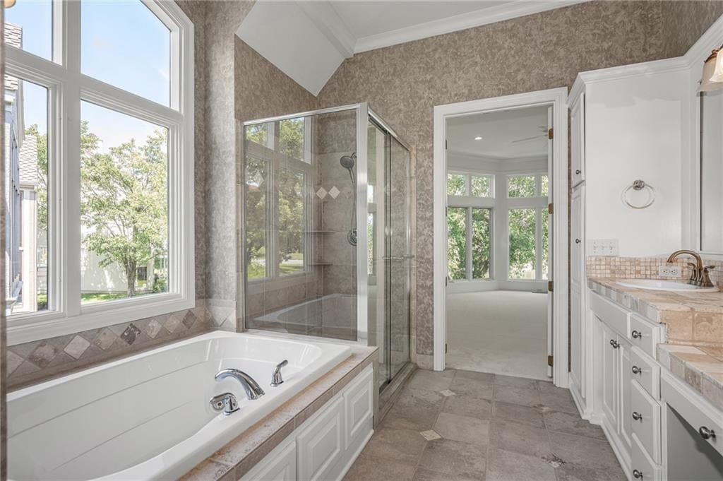 14741 Beverly Street — photo 40