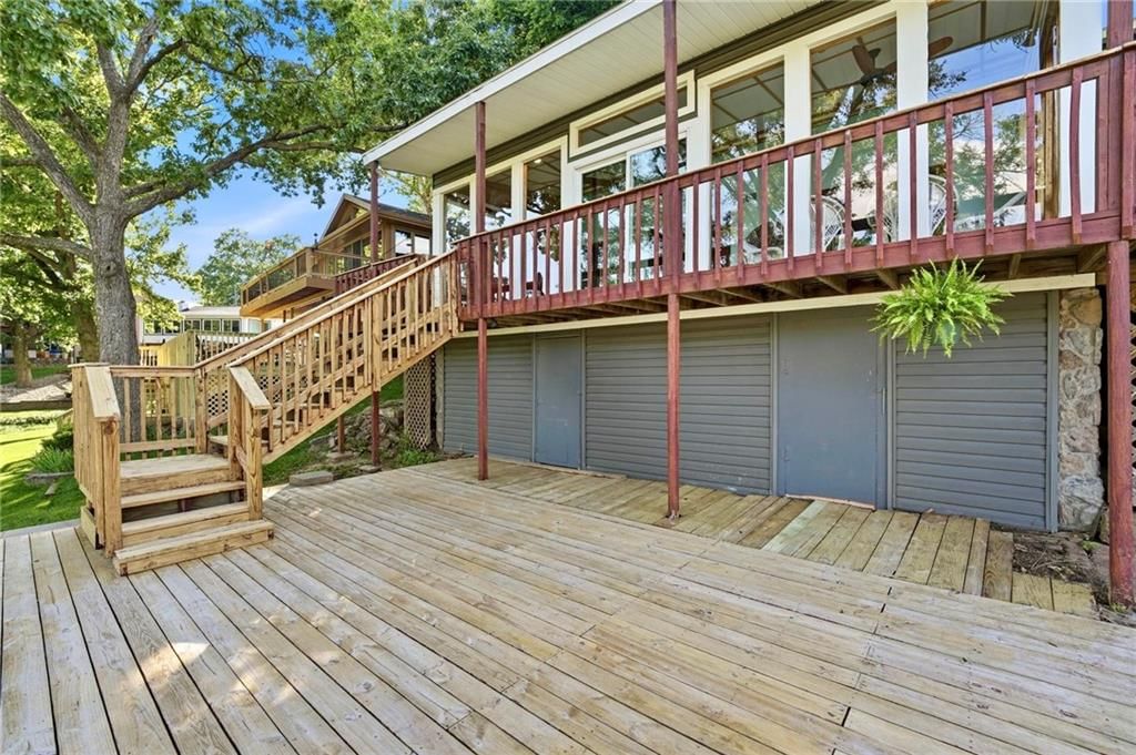 859 NW South Shore Drive — photo 16