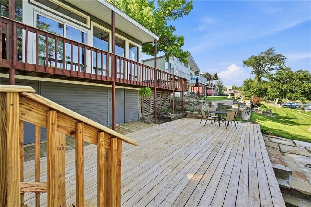 859 NW South Shore Drive — photo 17