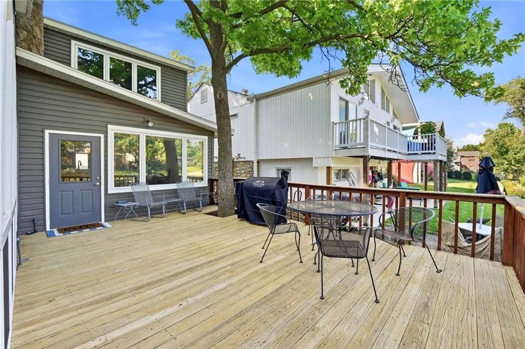859 NW South Shore Drive — photo 18