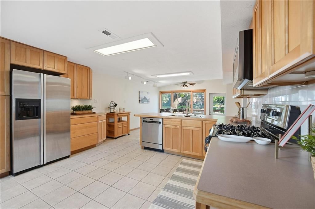 859 NW South Shore Drive — photo 32