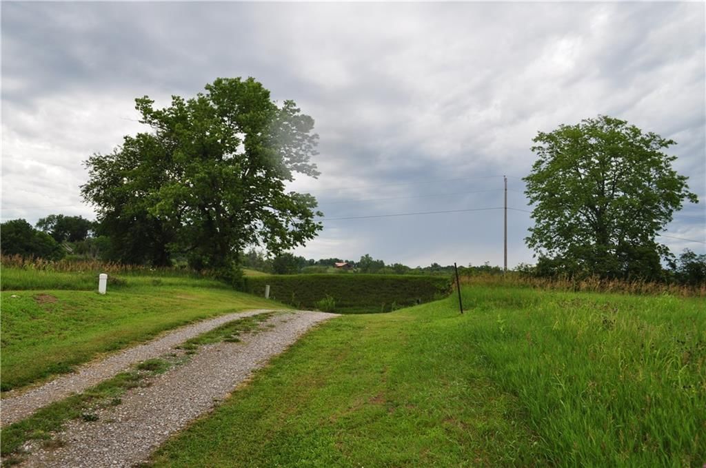 33135 Iatan Road — photo 39