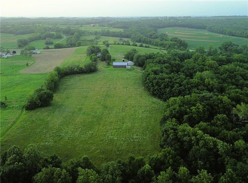 33135 Iatan Road — photo 44